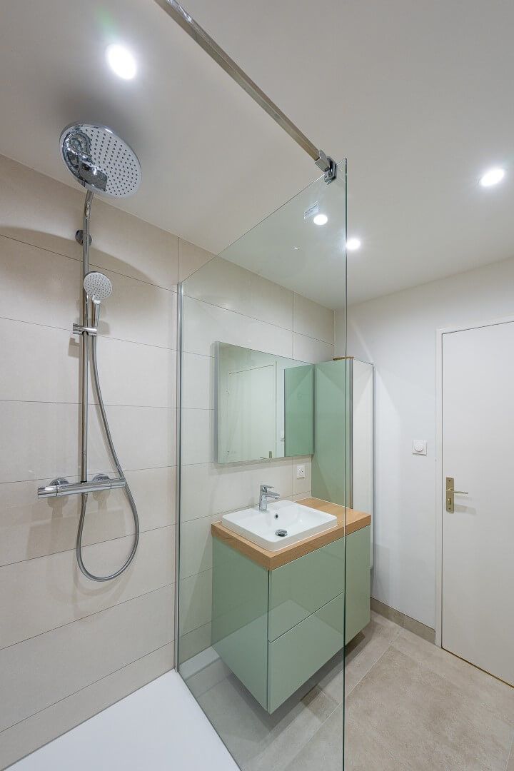 rénovation de salle de bain touche couleur vert d'eau