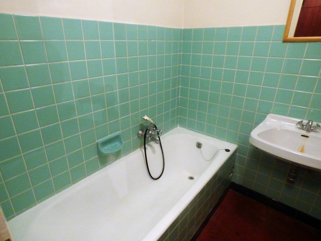 salle de bain avant renovation