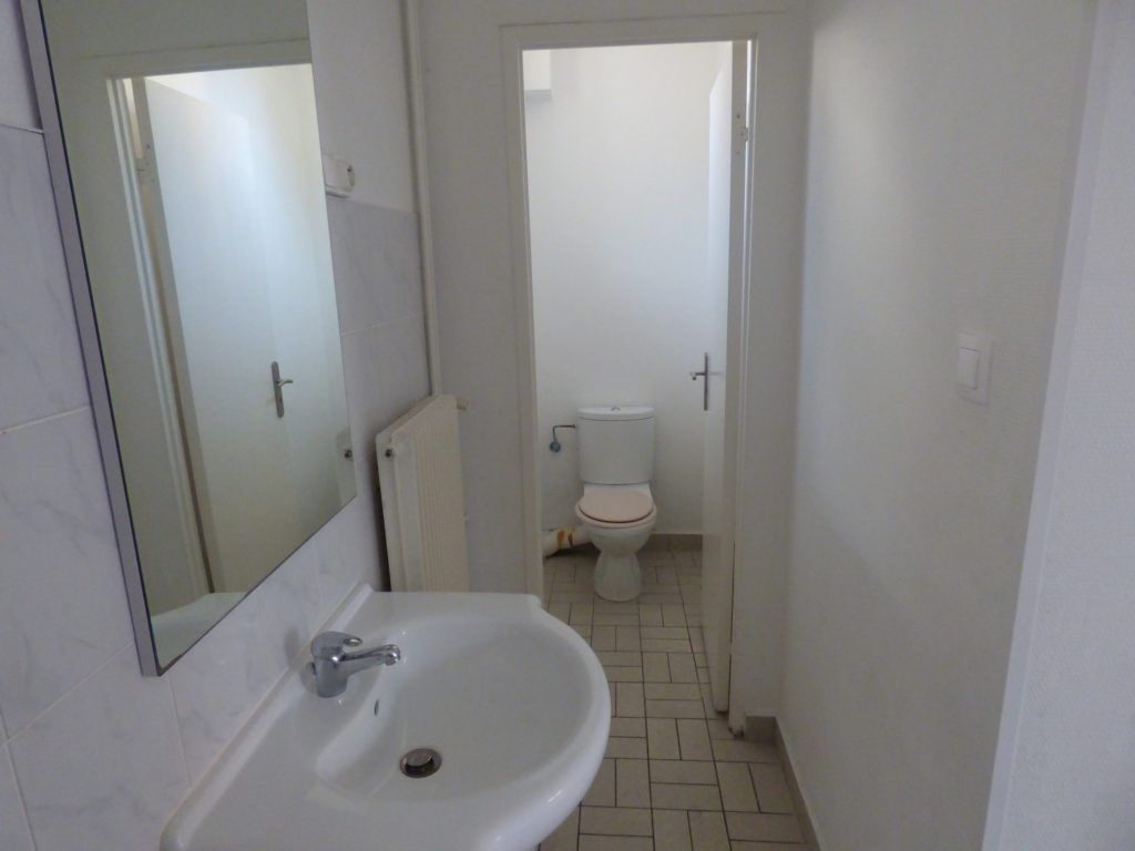 WC AVANT